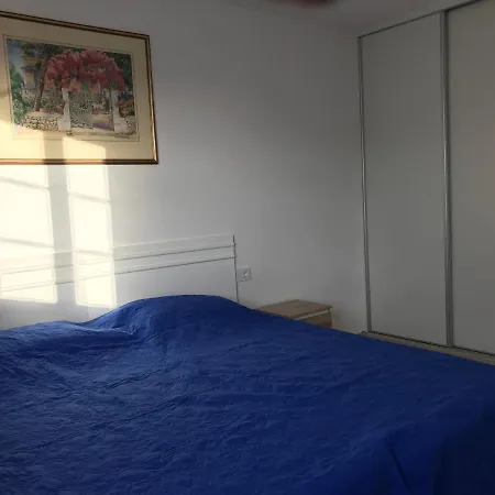 아파트 Garden City